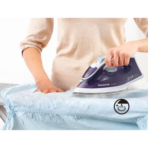 Праска PANASONIC, 1800Вт, 200мл, постійна пара - 25гр, керам. підошва, фіолетовий