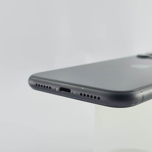 Смартфон Apple iPhone 11 64GB Black
