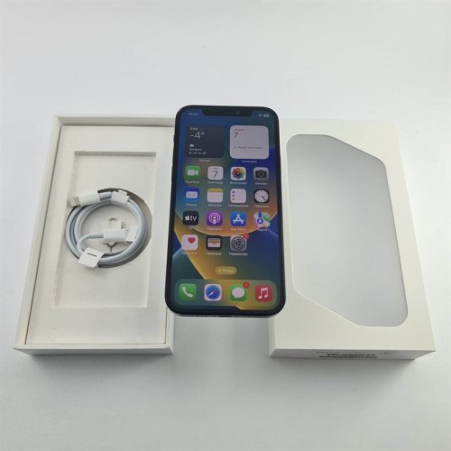 Смартфон Apple iPhone 12 64GB Black