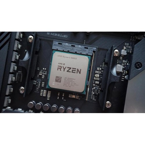 Процесор AMD Ryzen 5 5600X (6C/12T, 3.7-4.6GHz,32MB,65W,AM4, Wraith Stealth) BOX (100-100000065BOX)