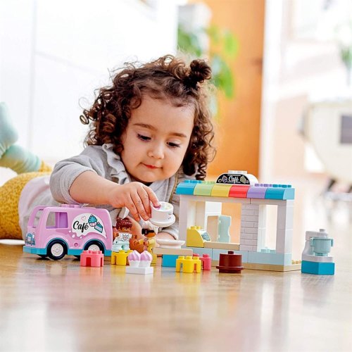 LEGO Конструктор Duplo Пекарня 10928