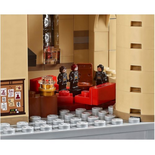 LEGO Конструктор Harry Potter Замок Хогвартс 71043