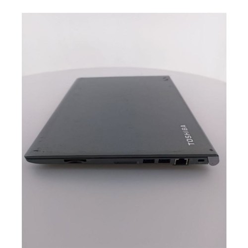 БУ Ноутбук Toshiba Portege Z30/ матовий TN 13.3/розширення 1920x1080/Intel Core I7-6500U/2 ядра/4 потоку/ОЗУ 8GB DDR4/SSD накопичувач 256GB/оптичного