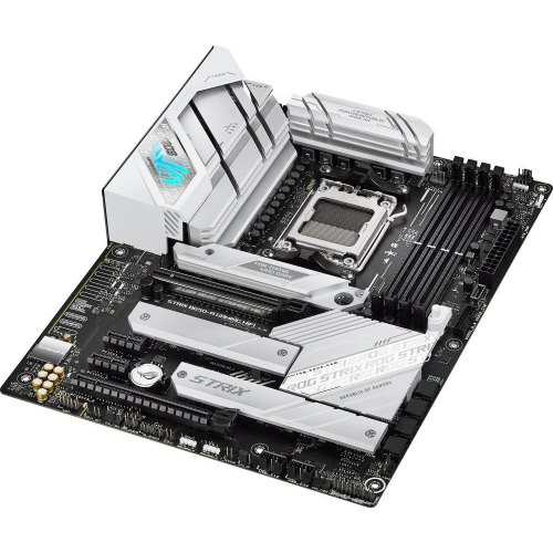 Материнcька плата ASUS STRIX B650-A GAMING WIFI sAM5 B650 4xDDR5 M.2 USB HDMI-DP WiFi BT ATX