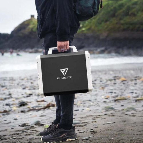 Портативна зарядна станція BLUETTI 1000W EB150