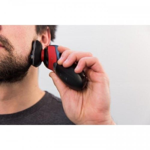 Бритва електр. Remington роторна Ultimate Series R7, бритв.головок-3, Li-Ion, сух.+волог., тример, чорно-червоний