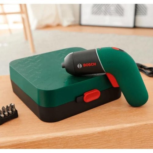 Bosch IXO VI (06039C7122)