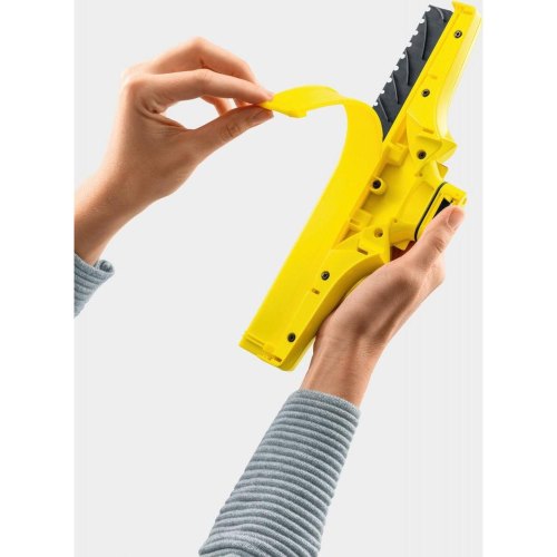 Пилосос Karcher віконний WV 6 Plus, вода -0.15л, автон. робота до 100хв, вага-0.76кг, дісплей, жовто-чорний