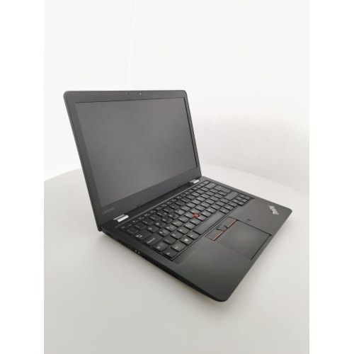 Б/У Ноутбук для роботи та навчання Lenovo /матовий IPS Touch  екран 13.3  дюймів/роздільна здатність 1920 x 1080 full hd/Intel Core i5-6200U 2.3 - 2.