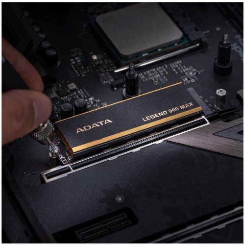 Накопичувач SSD ADATA M.2 2TB PCIe 4.0 LEGEND 960 MAX