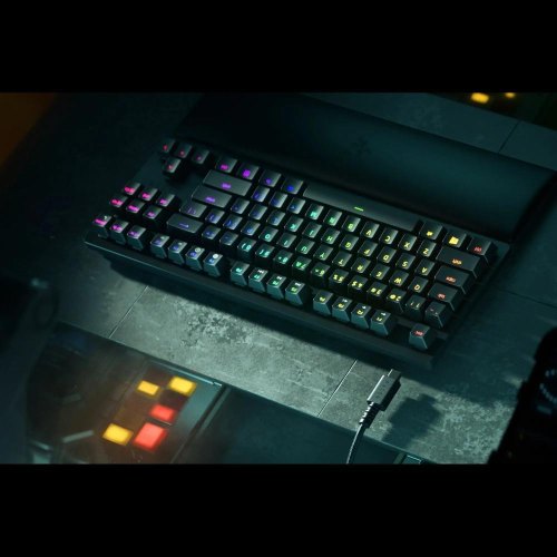 Клавіатура дротова, ігрова Razer Huntsman V2 Tenkeyless Red Switch USB RU Black