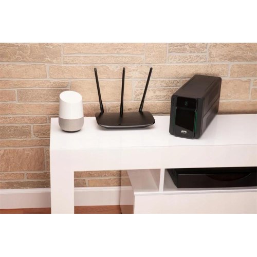 ДБЖ APC Easy UPS 480W/900VA,L-I,AVR,4xIEC BVX900LI