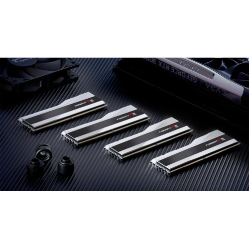 Модуль пам'яті DDR5 2x16GB/7600 G.Skill Trident Z5 RGB Silver (F5-7600J3646G16GX2-TZ5RS)