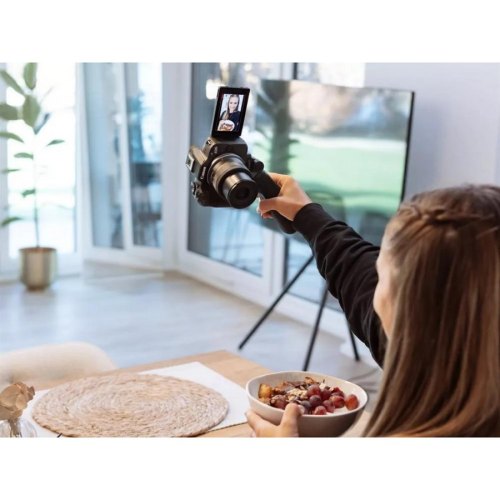 Цифр. фотокамера Canon EOS R50 + RF-S 18-45 IS STM Black