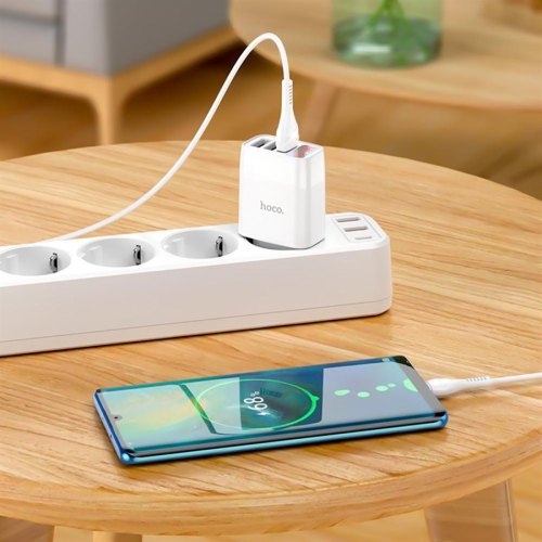 Мережевий зарядний пристрій HOCO C93A Easy charge 3-port digital display charger White