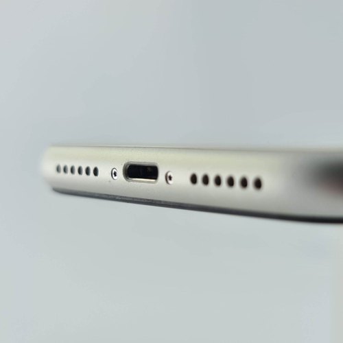 Смартфон Apple iPhone 11 64GB White USED **