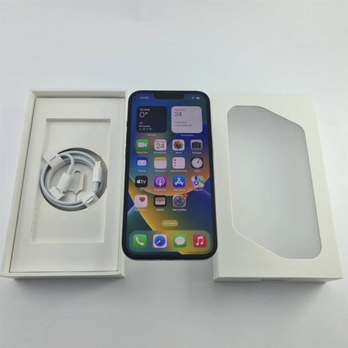 Смартфон Apple iPhone 13 256GB Midnight USED **