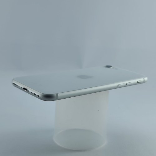 Смартфон Apple iPhone SE Gen.2 64GB White USED **