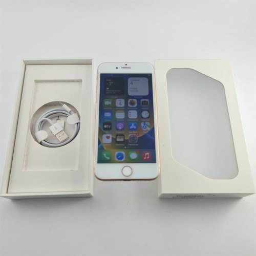 Смартфон Apple iPhone 8 64GB Gold USED **