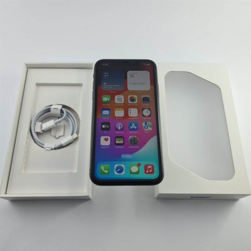 Смартфон Apple iPhone 11 128GB Black USED **