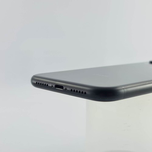 Смартфон Apple iPhone Xr 128GB Black USED **