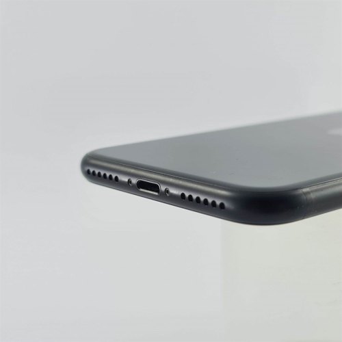 Смартфон Apple iPhone SE Gen.2 128GB Black USED **