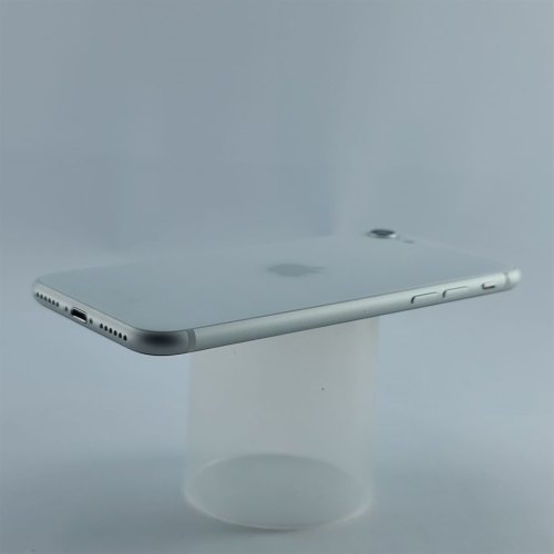 Смартфон Apple iPhone SE Gen.2 64GB White USED **