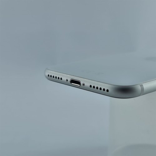 Смартфон Apple iPhone SE Gen.2 64GB White USED **