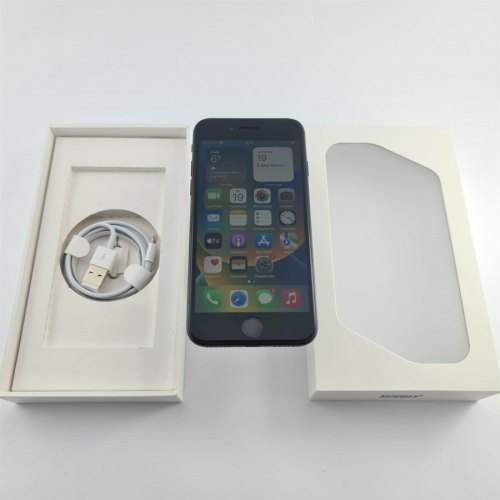 Смартфон Apple iPhone SE Gen.2 64GB Black USED **