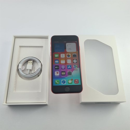 Смартфон Apple iPhone SE Gen.3 64GB Red USED **
