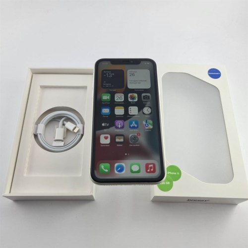 Смартфон Apple iPhone 11 256 GB White USED **