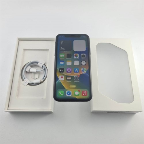 Смартфон Apple iPhone Xr 64 GB Black USED **