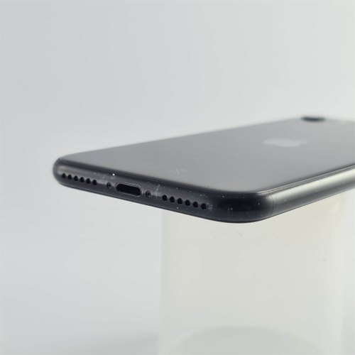 Смартфон Apple iPhone SE Gen.2 64 GB Black USED **