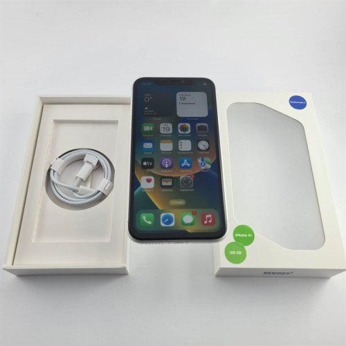 Смартфон Apple iPhone Xr 128 GB White USED **