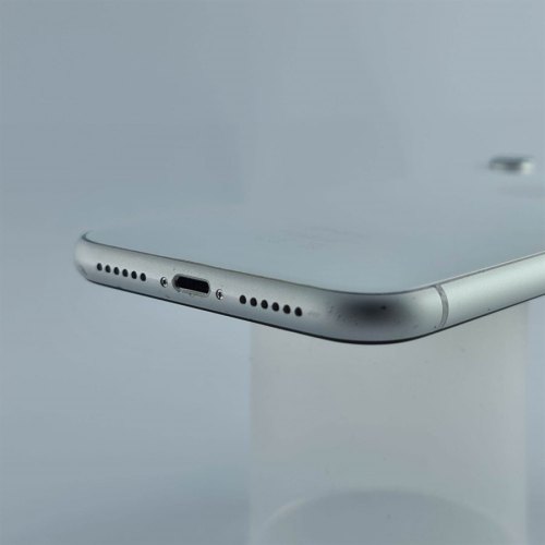 Смартфон Apple iPhone Xr 128 GB White USED **