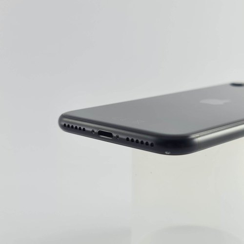 Смартфон Apple iPhone SE Gen.2 64 GB Black USED **