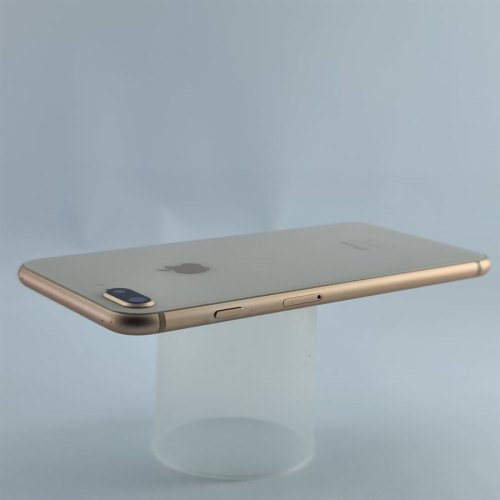Смартфон Apple iPhone 8 Plus 64 GB Gold USED **