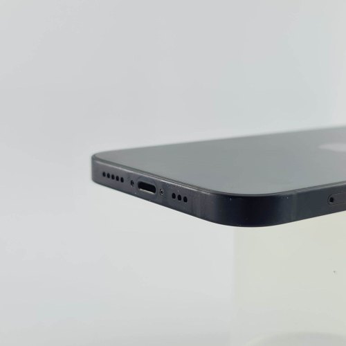 Смартфон Apple iPhone 12 64 GB Black USED **