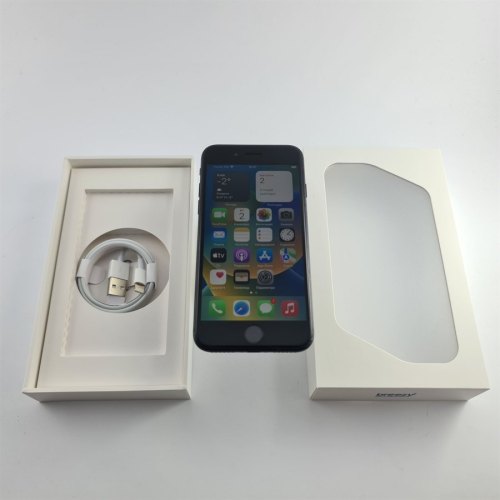 Смартфон Apple iPhone SE Gen.2 128 GB Black USED **