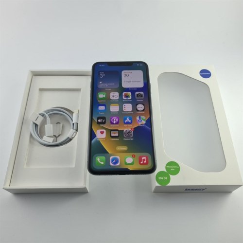 Смартфон Apple iPhone 11 Pro Max 256 GB Midnight Green USED **