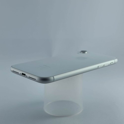 Смартфон Apple iPhone Xr 128 GB White USED **