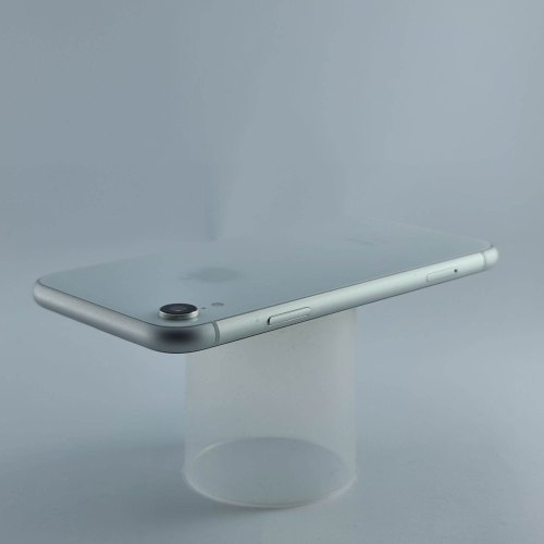 Смартфон Apple iPhone Xr 128 GB White USED **