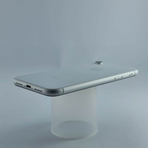 Смартфон Apple iPhone Xr 128 GB White USED **