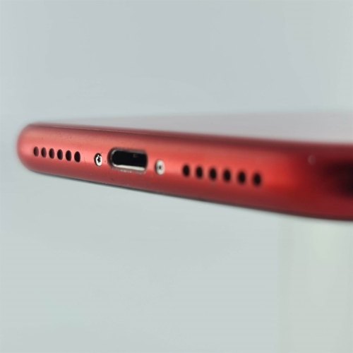 Смартфон Apple iPhone 11 128 GB Red USED **