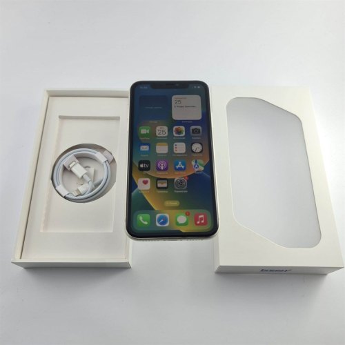 Смартфон Apple iPhone 11 128 GB White USED **