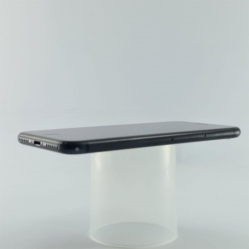 Смартфон Apple iPhone SE Gen.2 64 GB Black USED **