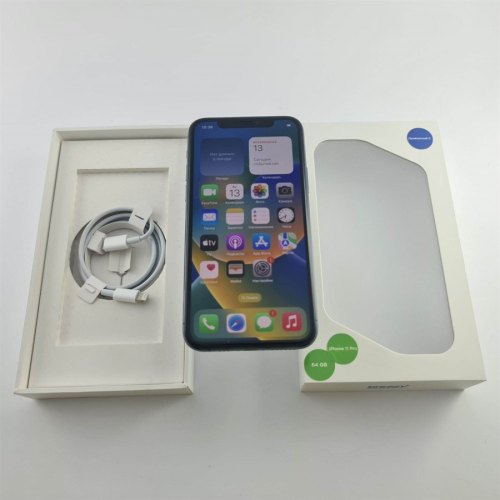 Смартфон Apple iPhone 11 Pro 64 GB Midnight Green USED **