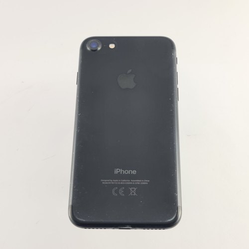 Смартфон Apple iPhone SE Gen.2 64 GB Black USED **