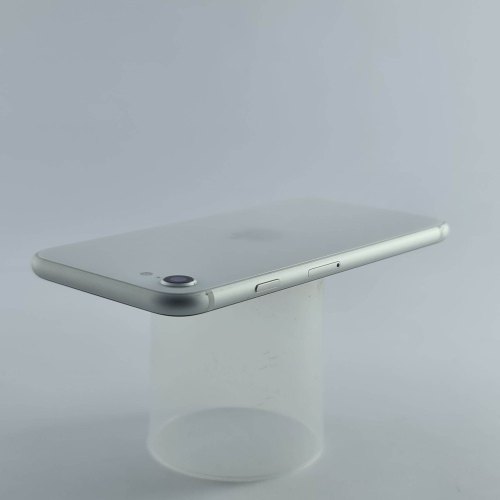 Смартфон Apple iPhone SE Gen.2 128 GB White USED **