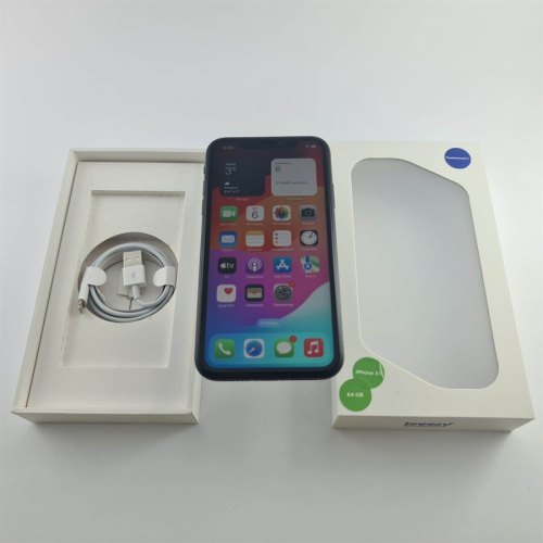 Смартфон Apple iPhone Xr 64 GB Black USED **